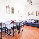 Luxury Penthouse With Terrace By Spanish Steps Апартаменты *