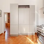 Luxury Penthouse With Terrace By Spanish Steps Апартаменты Рим
