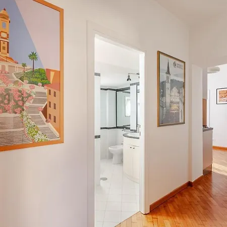 Διαμέρισμα Luxury Penthouse With Terrace By Spanish Steps *
