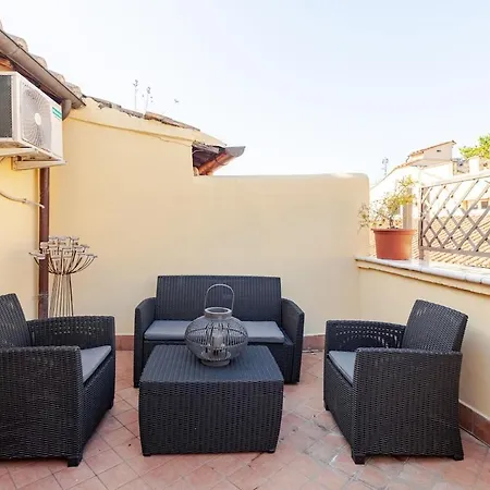 Luxury Penthouse With Terrace By Spanish Steps Rome