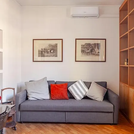 Luxury Penthouse With Terrace By Spanish Steps Διαμέρισμα *