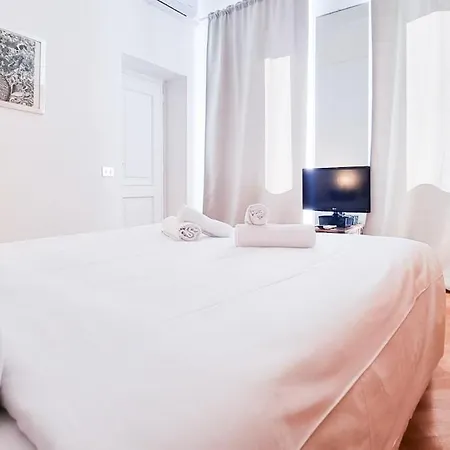 Luxury Penthouse With Terrace By Spanish Steps Apartment Rome